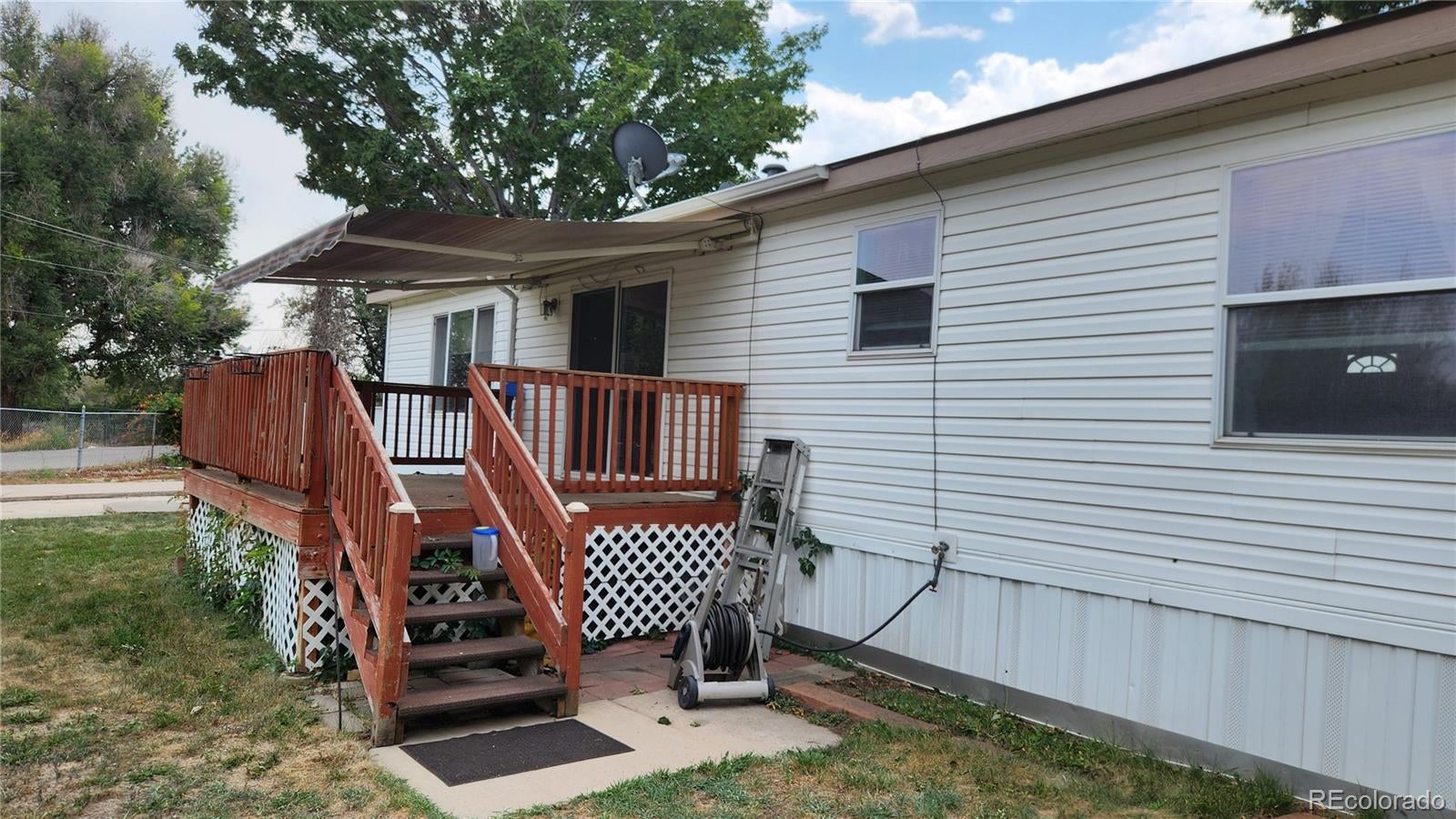 3650 S Federal Blvd, Englewood, CO 80110 photo