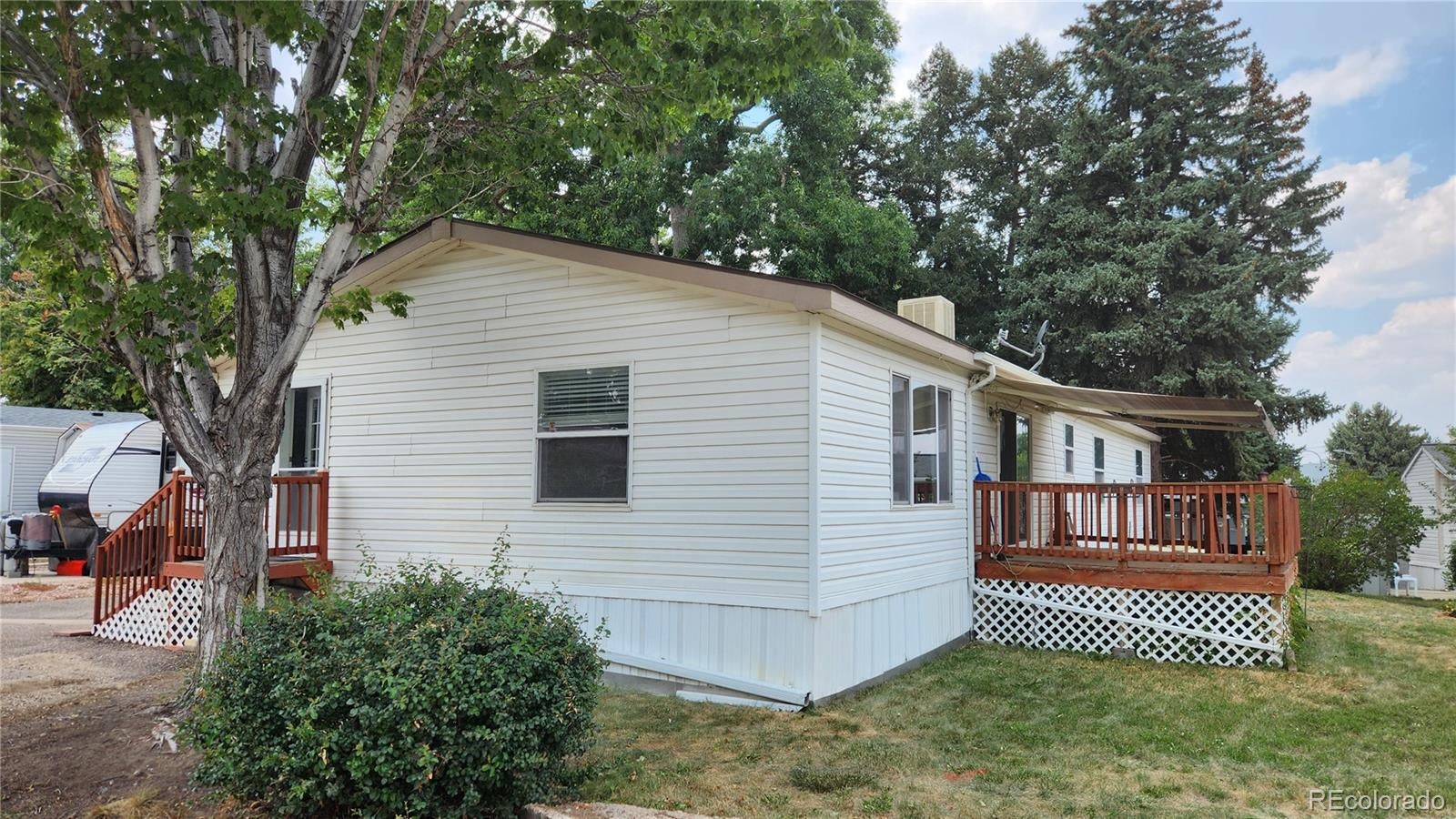 3650 S Federal Blvd, Englewood, CO 80110 photo