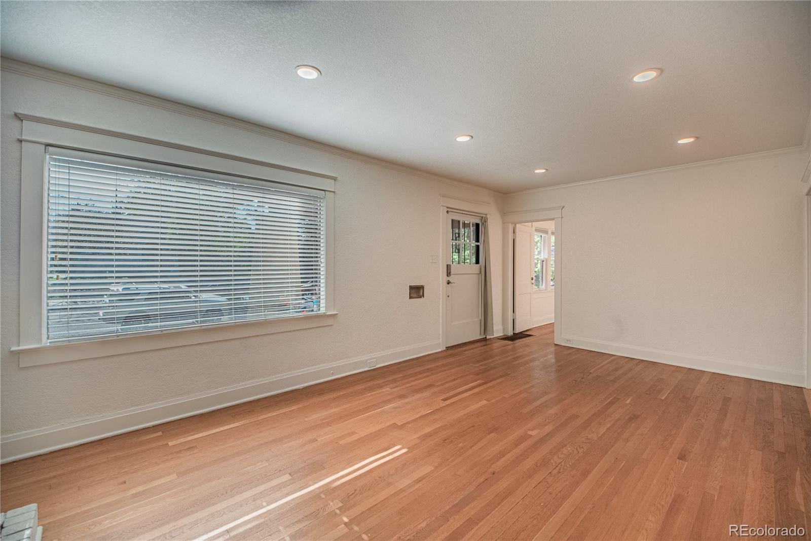 612 Harrison St, Denver, CO 80206 photo