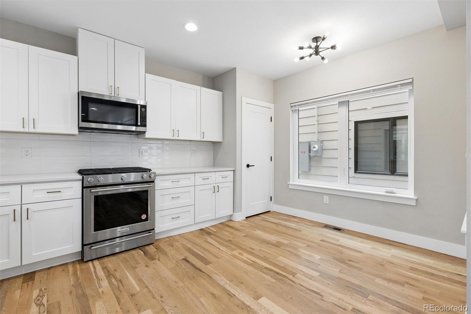 2147 S Bellaire St, Denver, CO 80222 photo