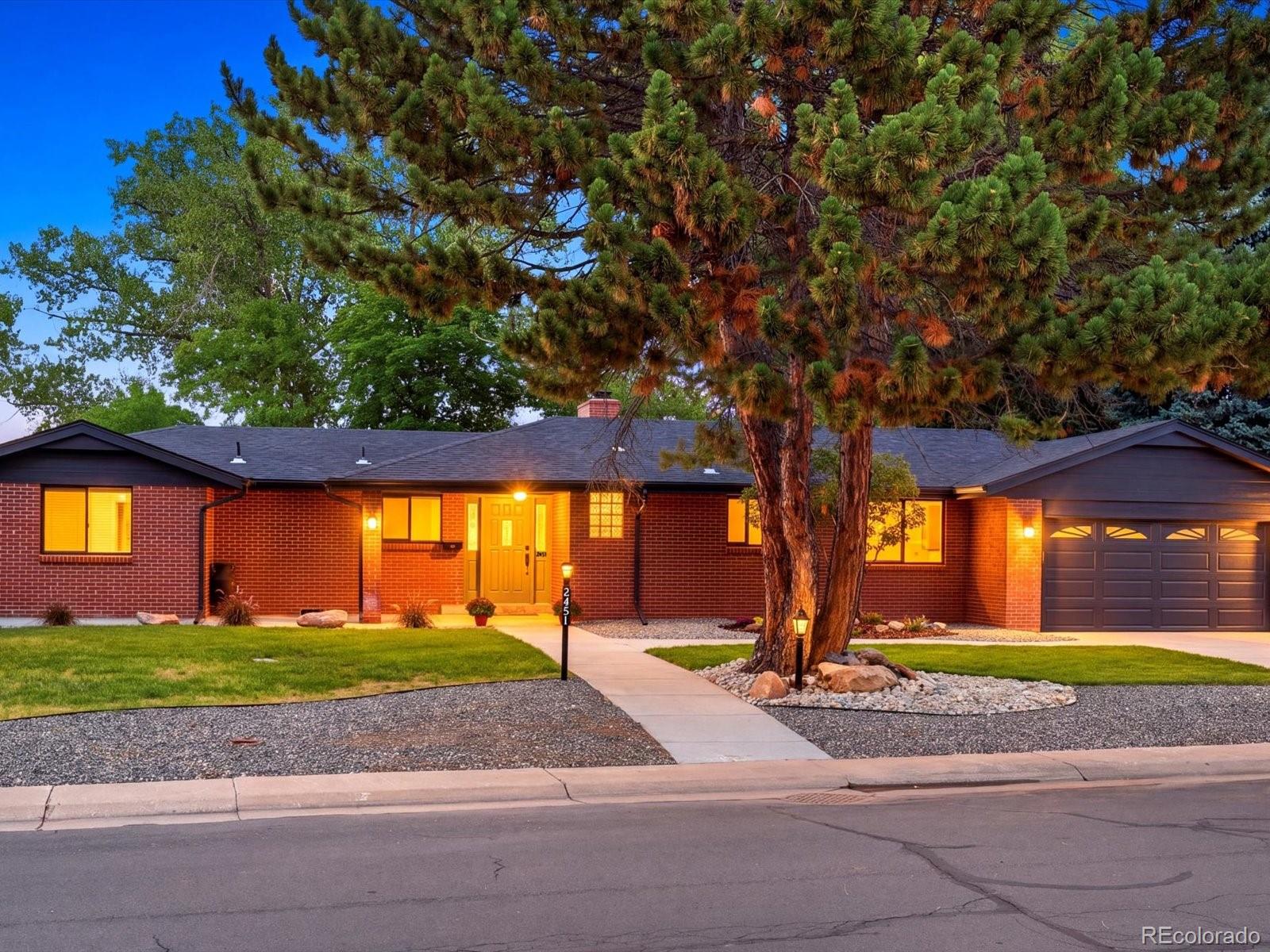 2451 S Holly Pl, Denver, CO 80222 photo