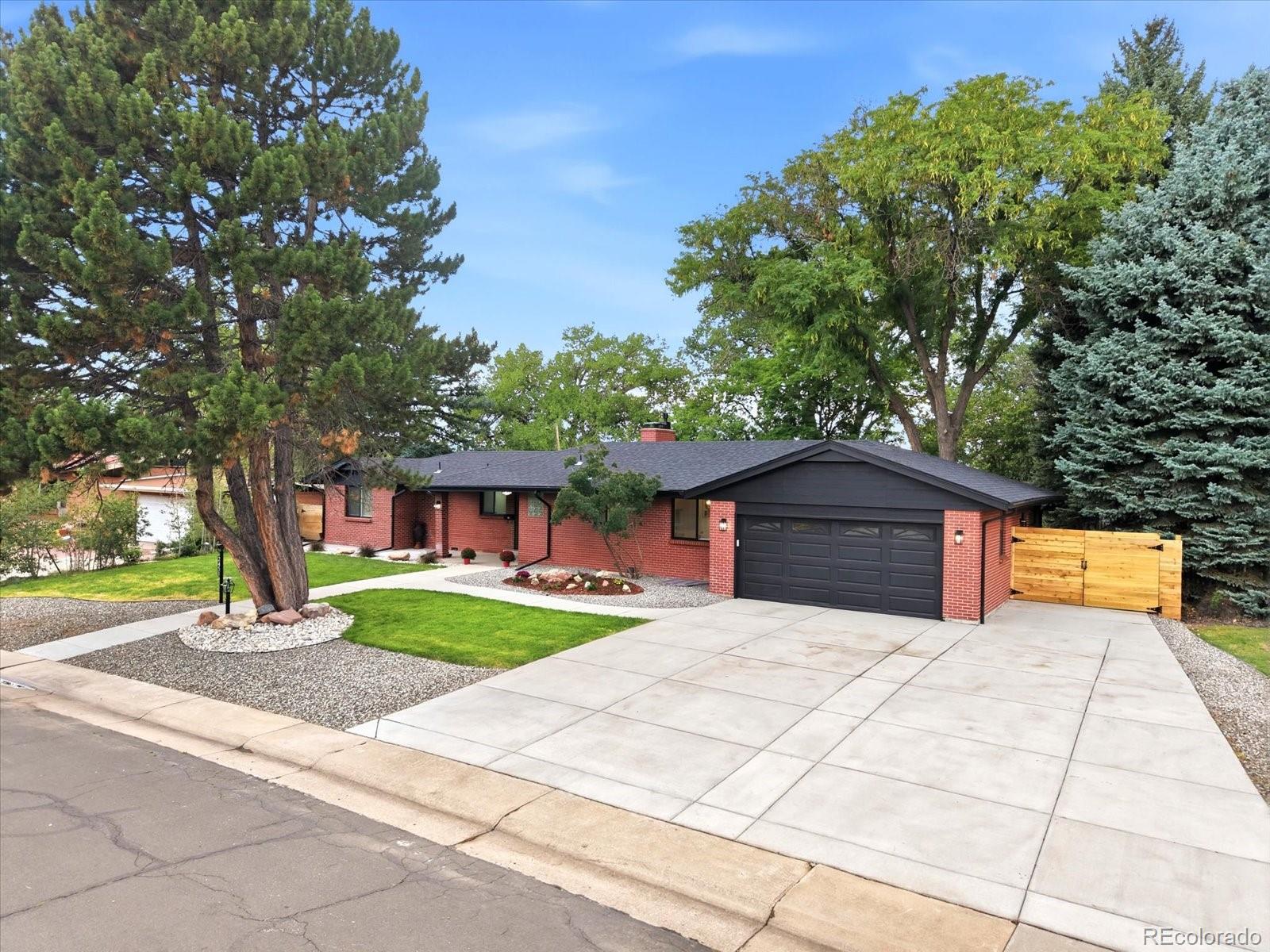 2451 S Holly Pl, Denver, CO 80222 photo