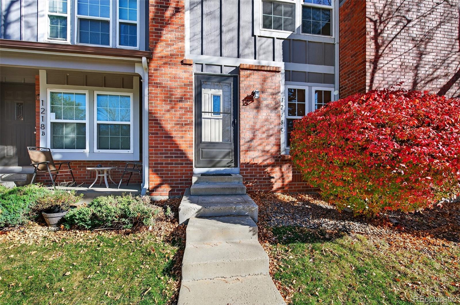 1218 S Flower Cir #C, Lakewood, CO 80232 photo