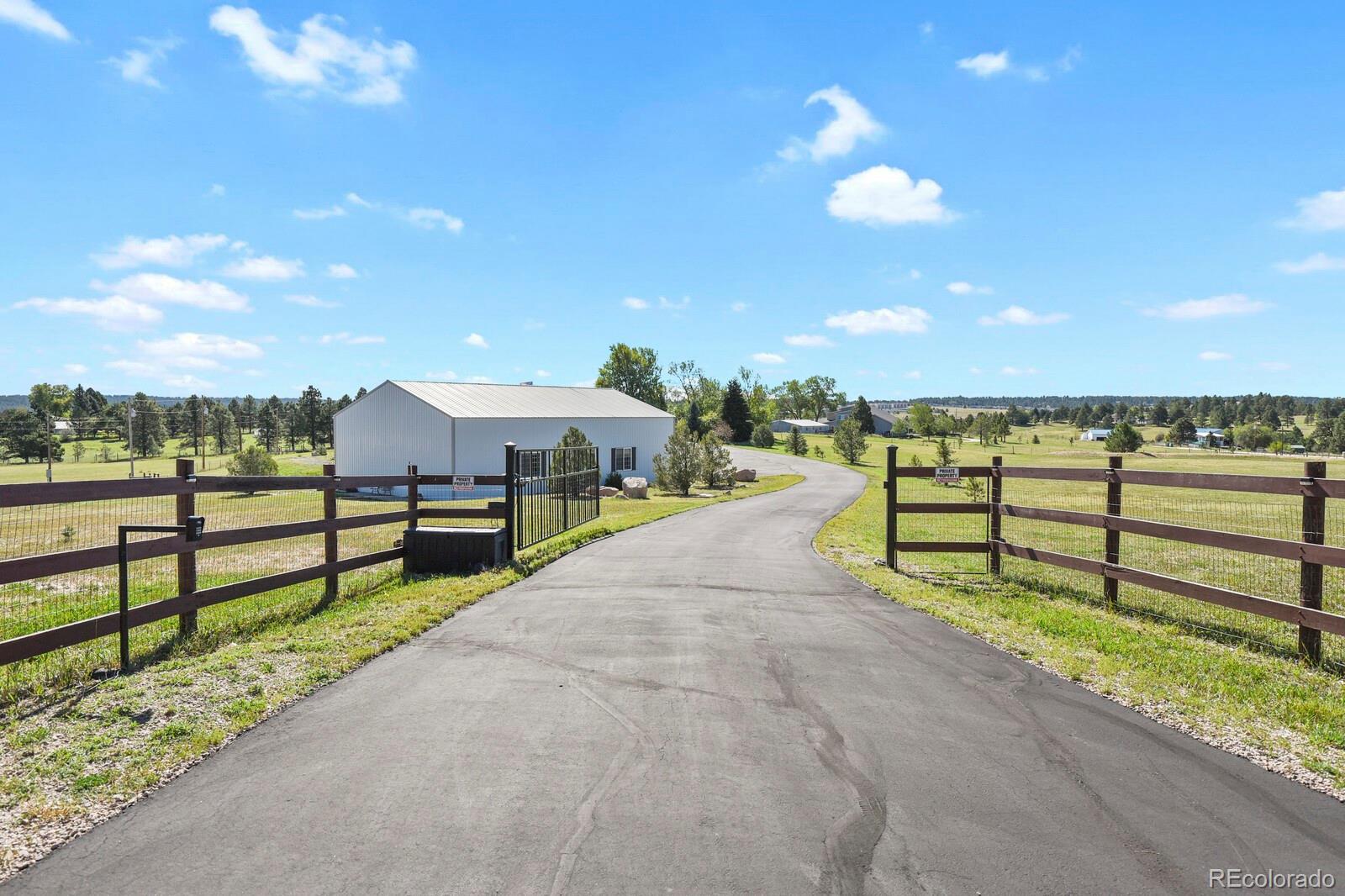 34808 Cimarron Trl, Elizabeth, CO 80107 photo