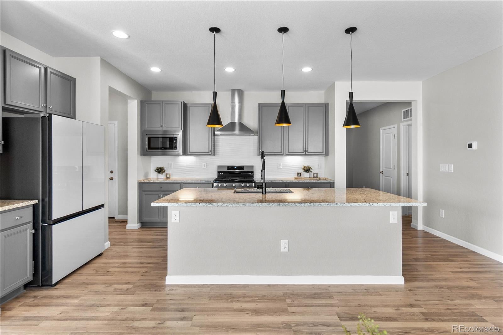 931 W Hopkins Dr, Elizabeth, CO 80107 photo