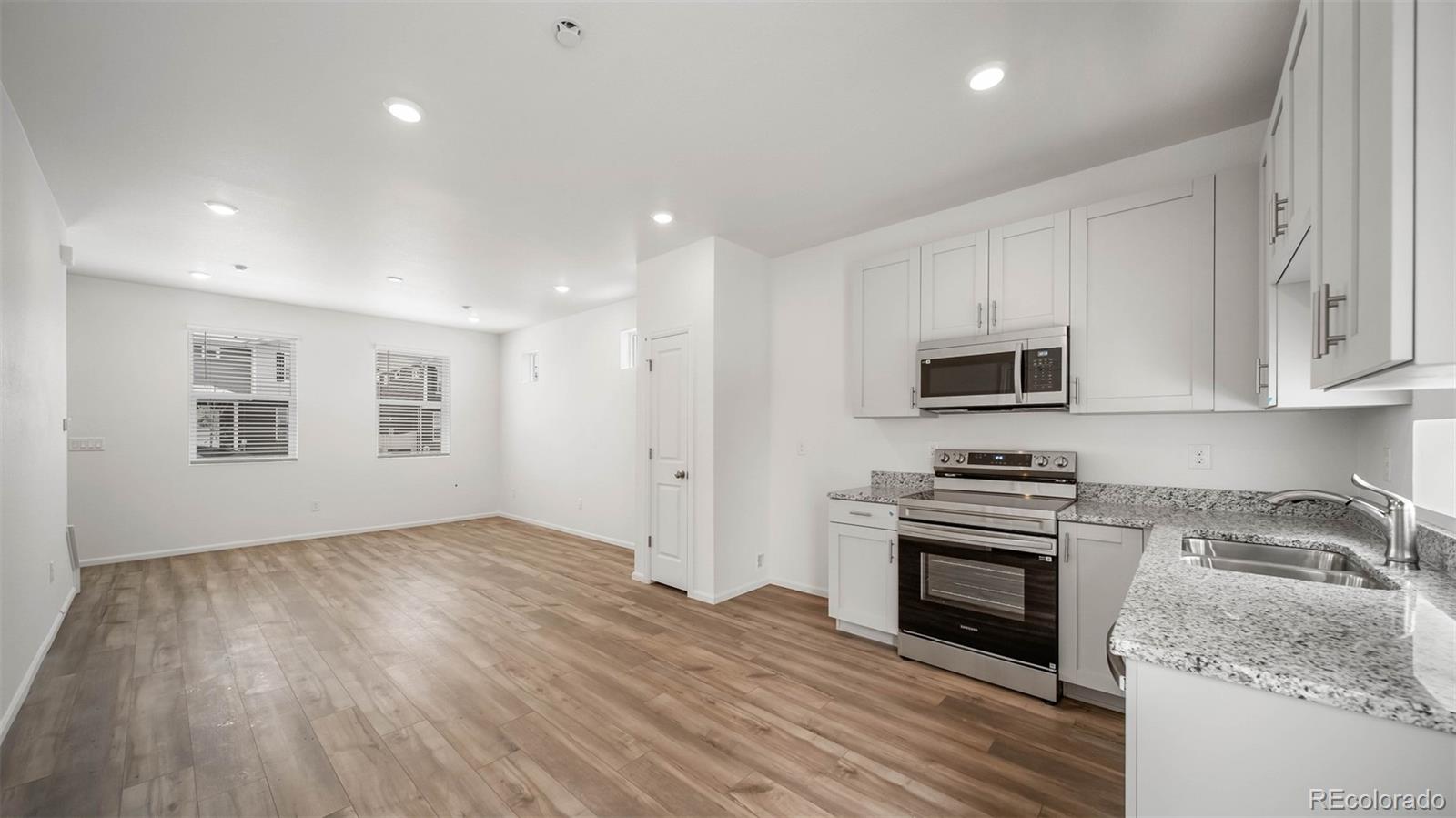 12562 E 100 Ave, Commerce City, CO 80022 photo