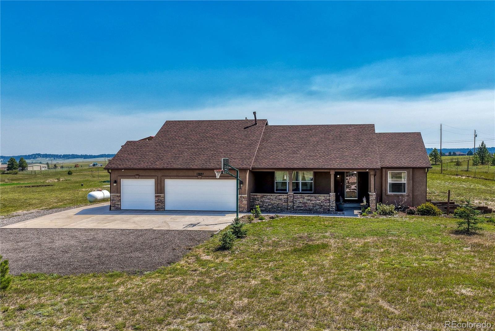 13695 Woodlake Rd, Elbert, CO 80106 photo