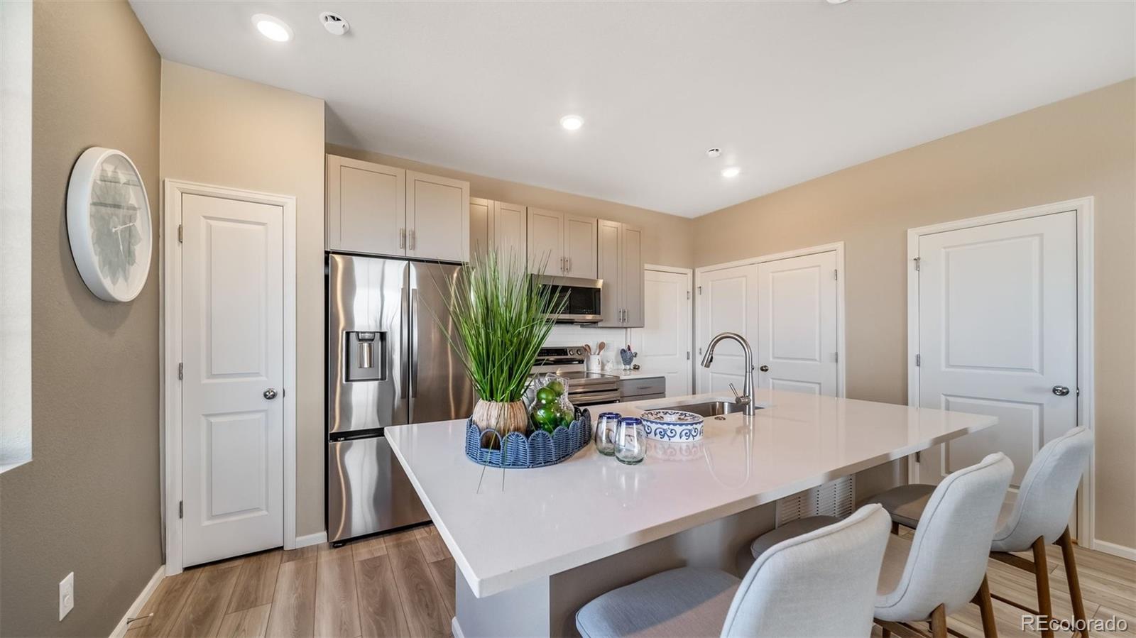 22421 E 46 Ave, Aurora, CO 80019 photo