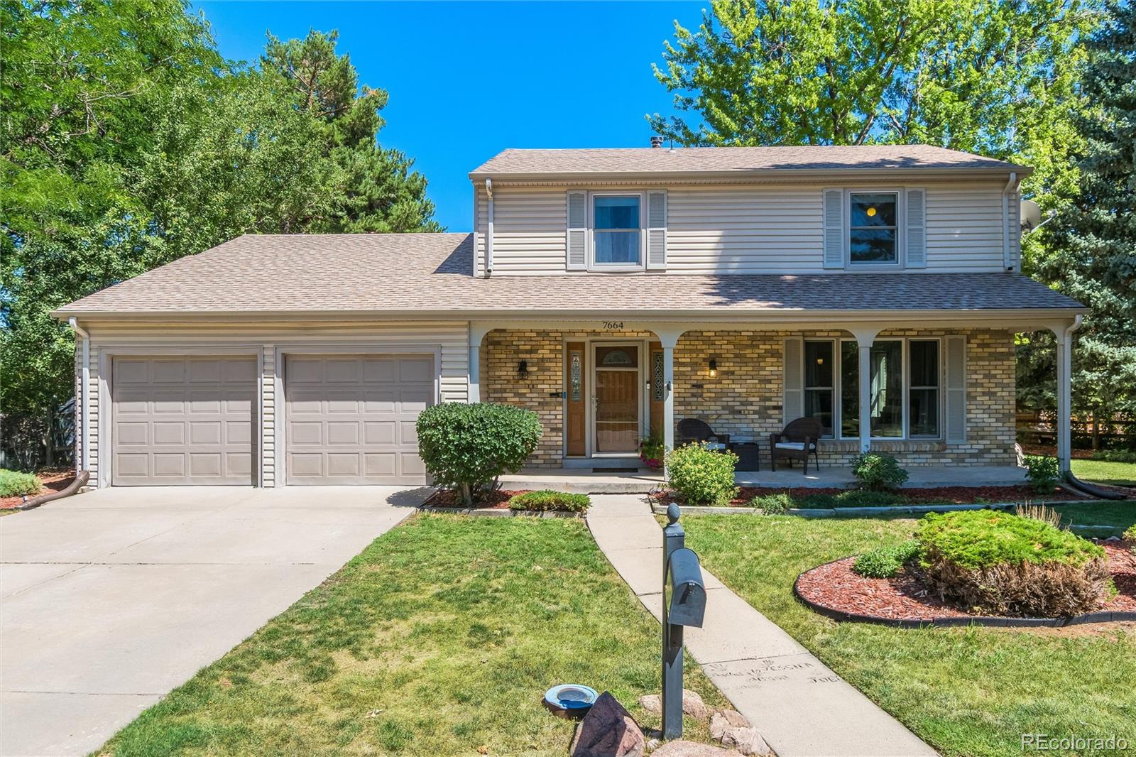 7664 Race St, Centennial, CO 80122