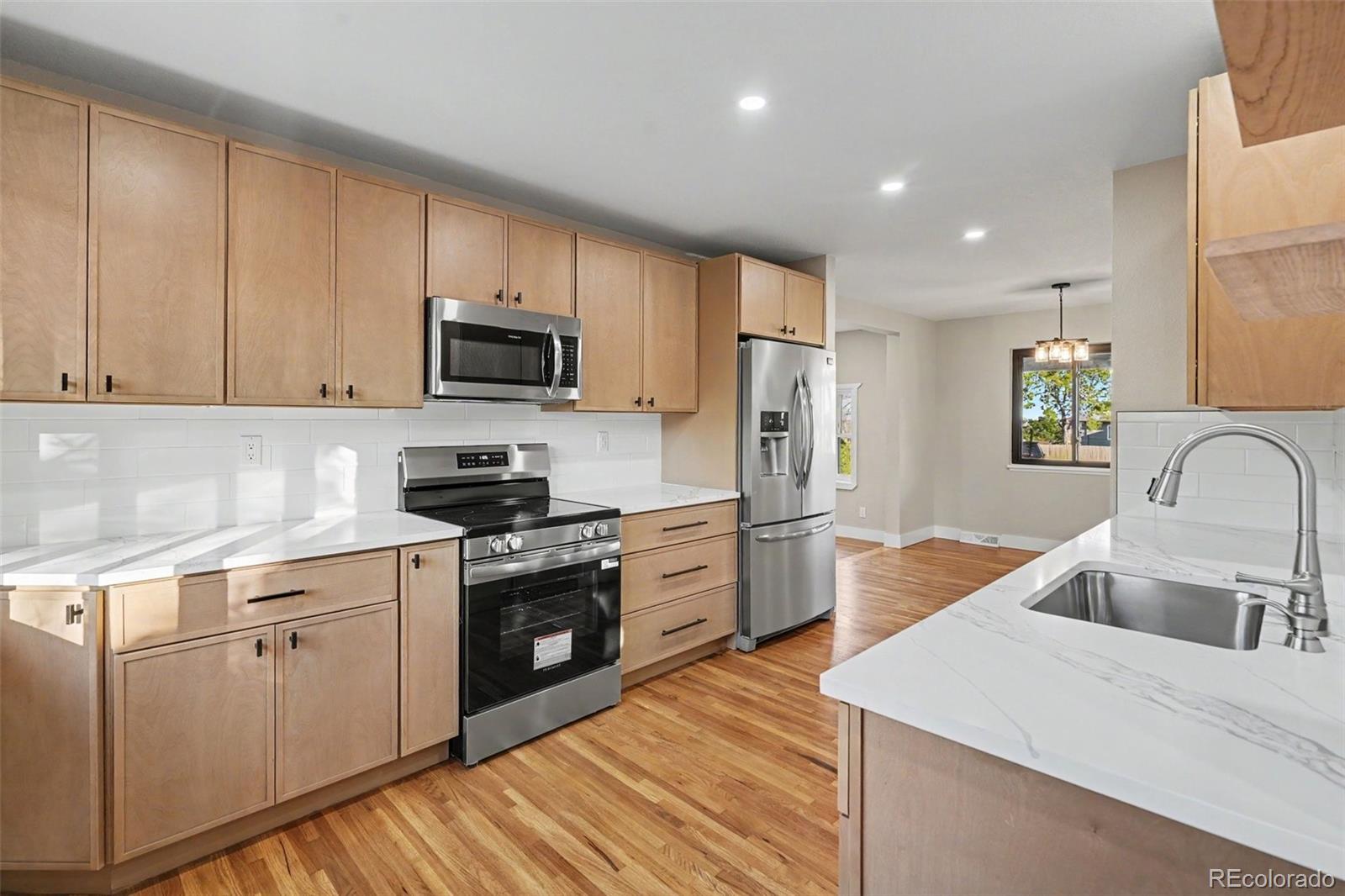 559 Elbert Way, Denver, CO 80221 photo