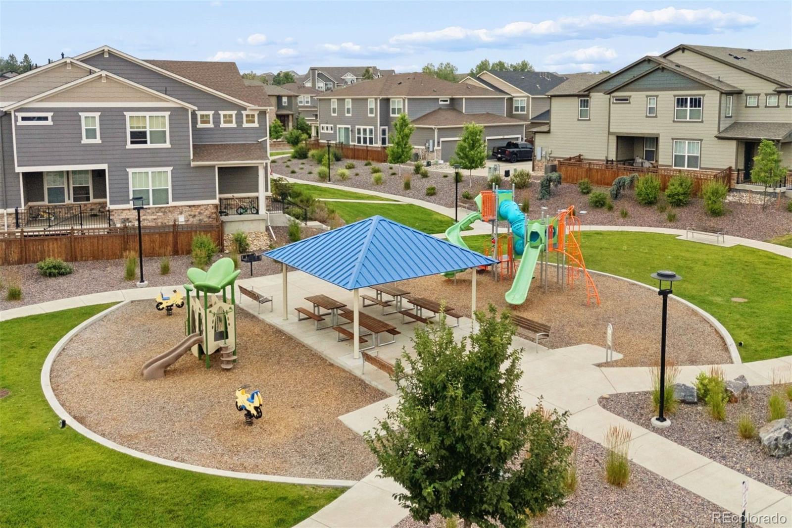 410 Hyde Park Cir, Castle Pines, CO 80108 photo