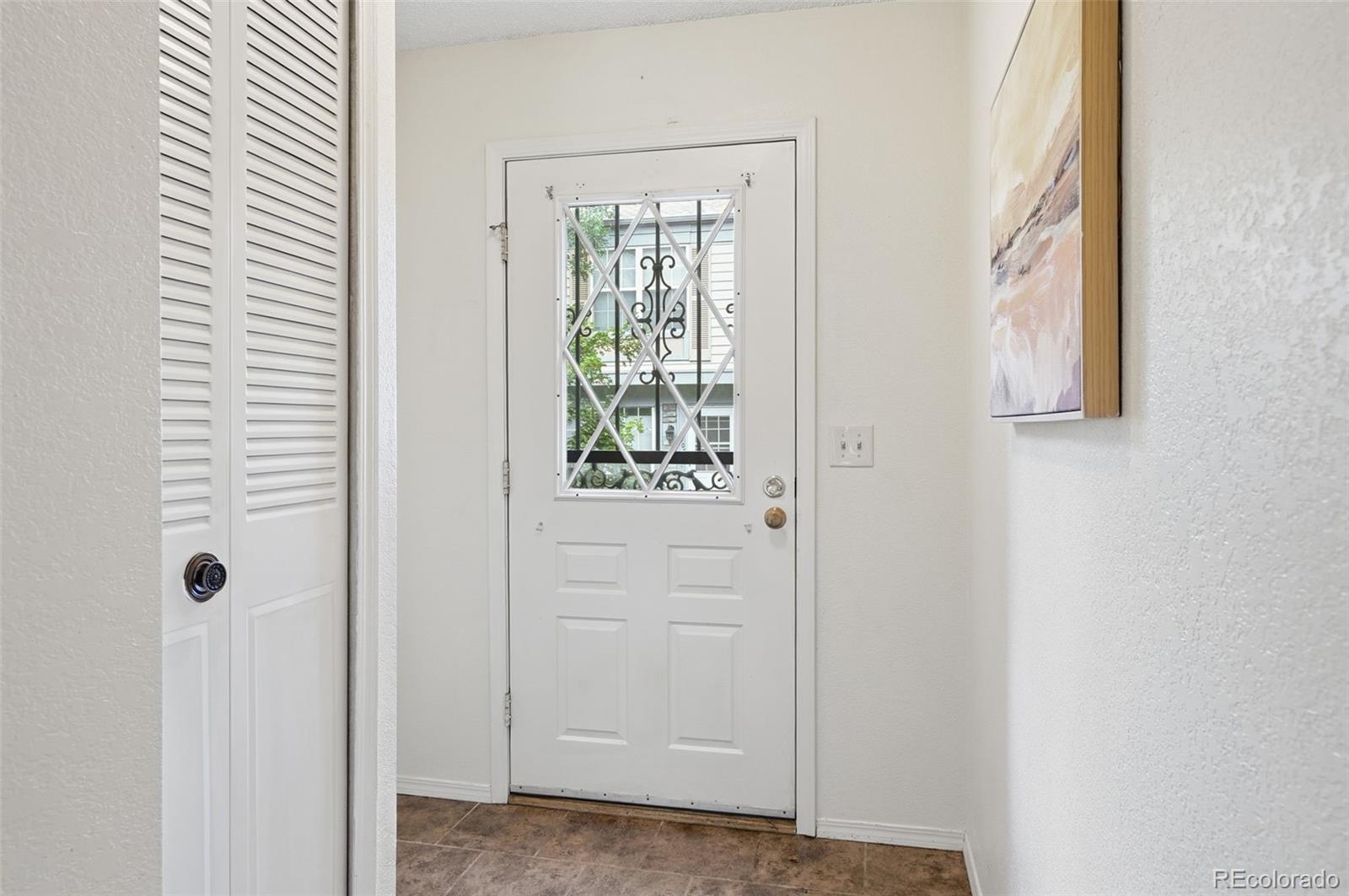12043 E Hoye Dr, Aurora, CO 80012 photo
