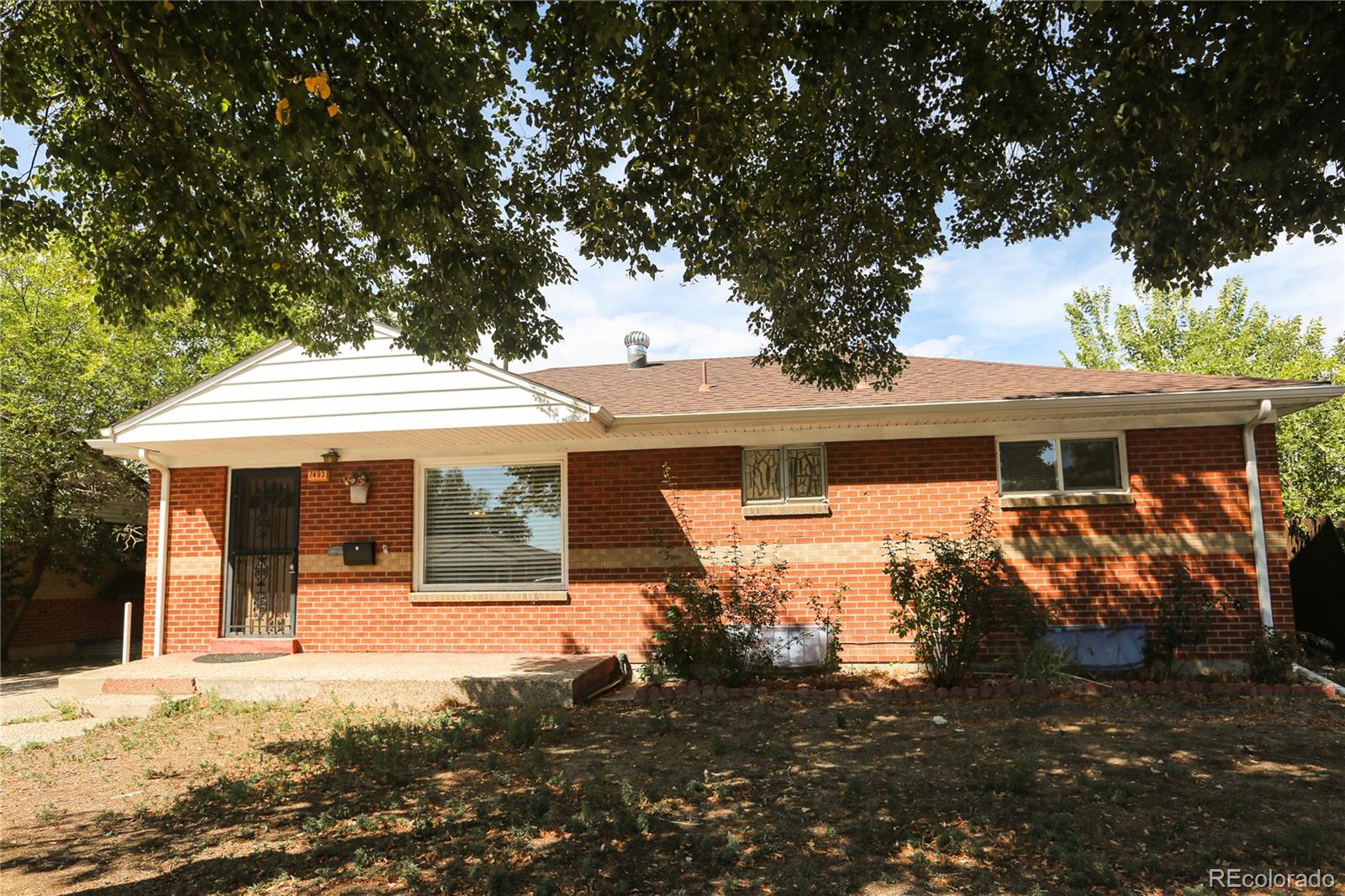 7493 Raritan St, Denver, CO 80221 photo