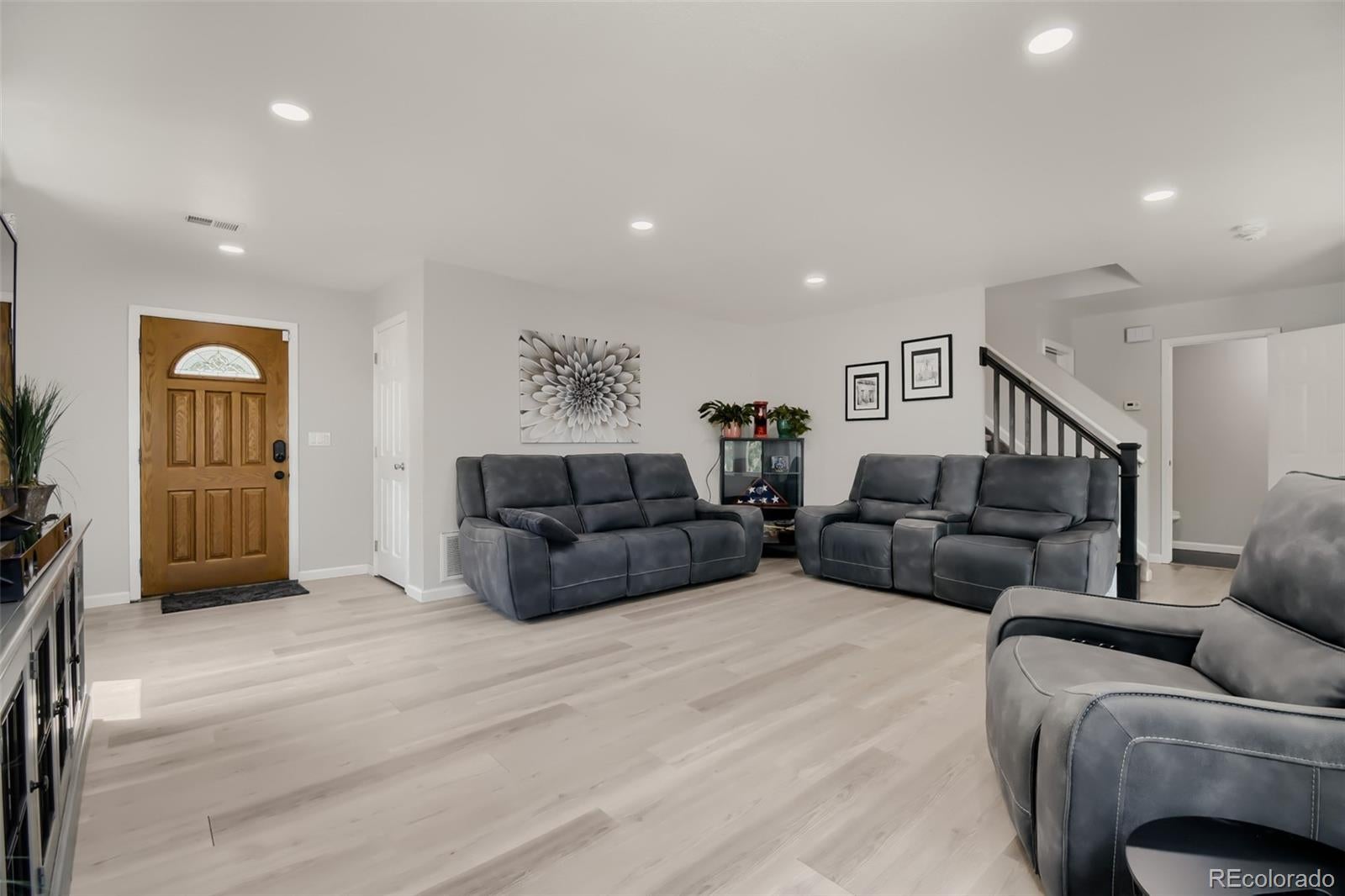 7850 Patricia Dr, Denver, CO 80229 photo