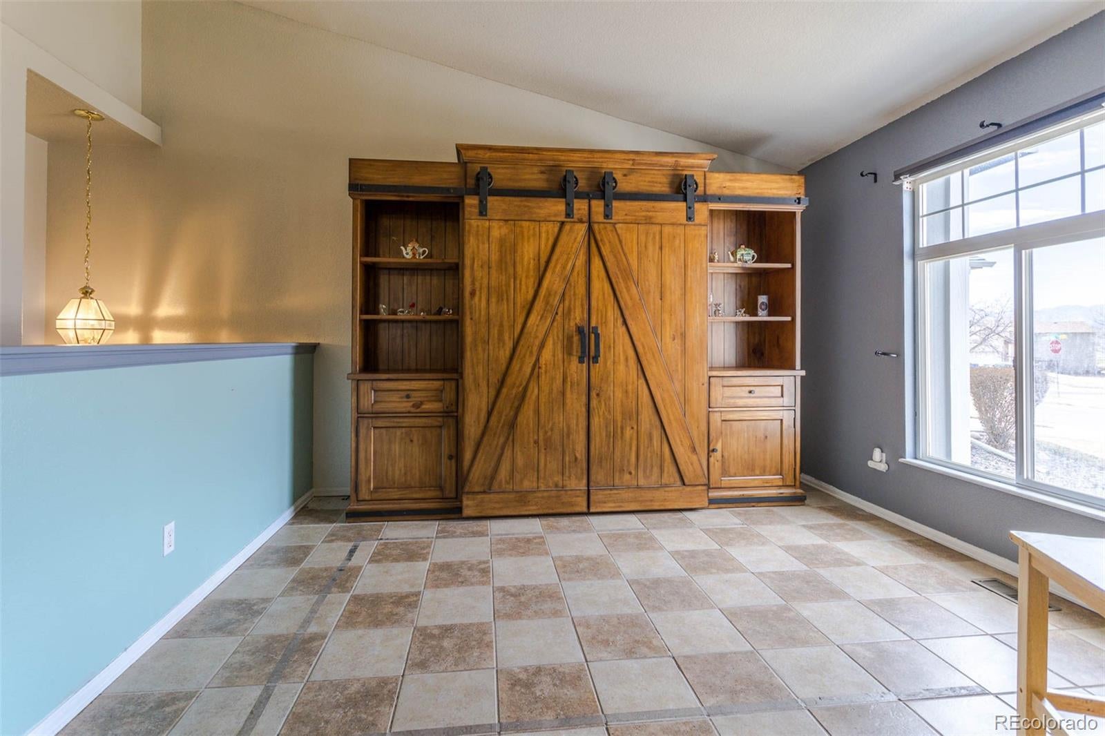 2925 Muleshoe Dr, Colorado Springs, CO 80922 photo