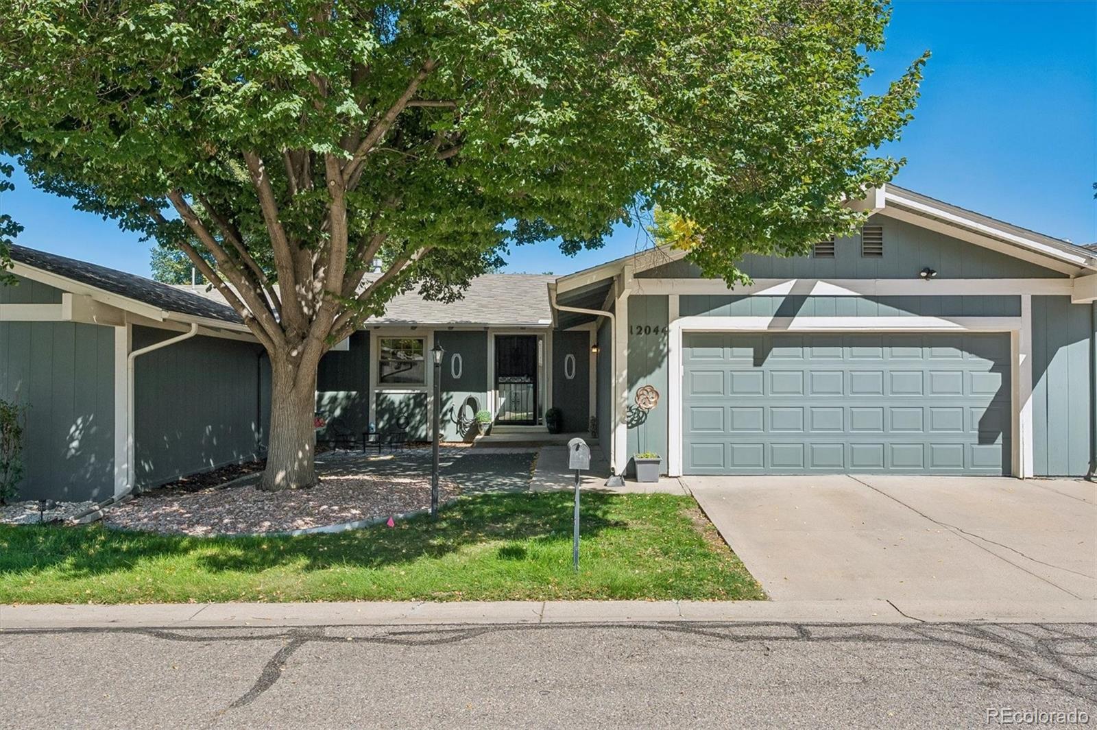 12044 Maple Ave, Aurora, CO 80012