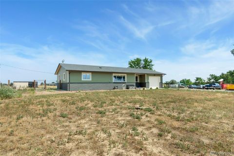 Single Family Residence in Strasburg CO 54685 E Bobcat Lane.jpg