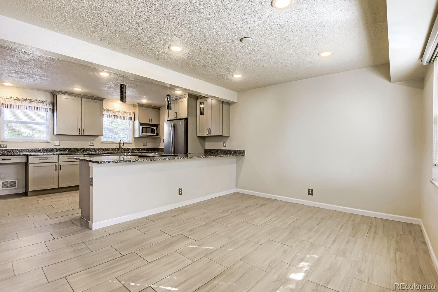 6926 S Ogden Ct, Littleton, CO 80122 photo