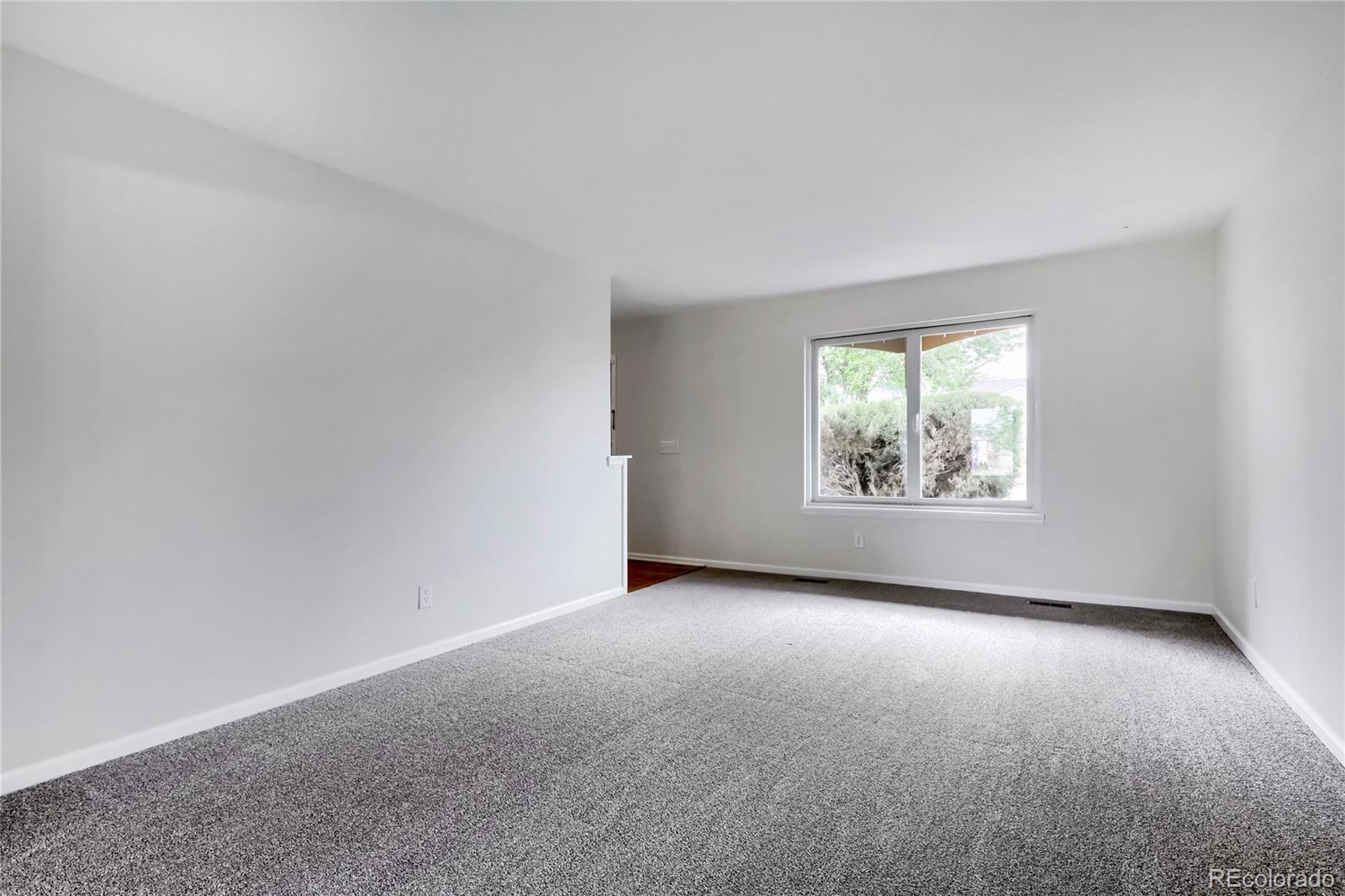 490 S Kingston Cir, Aurora, CO 80012 photo