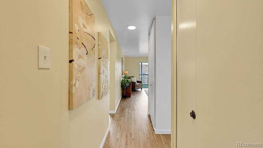 725 S Clinton St #1 B, Denver, CO 80247 photo