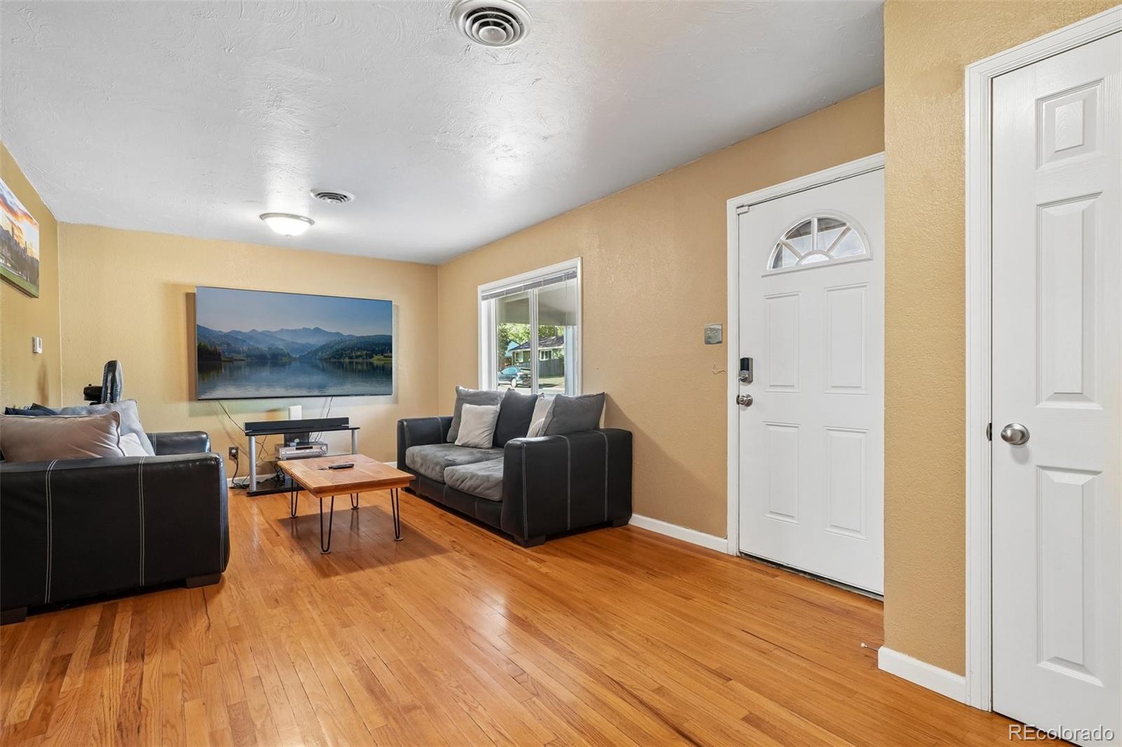 2710 S Linley Ct, Denver, CO 80236 photo