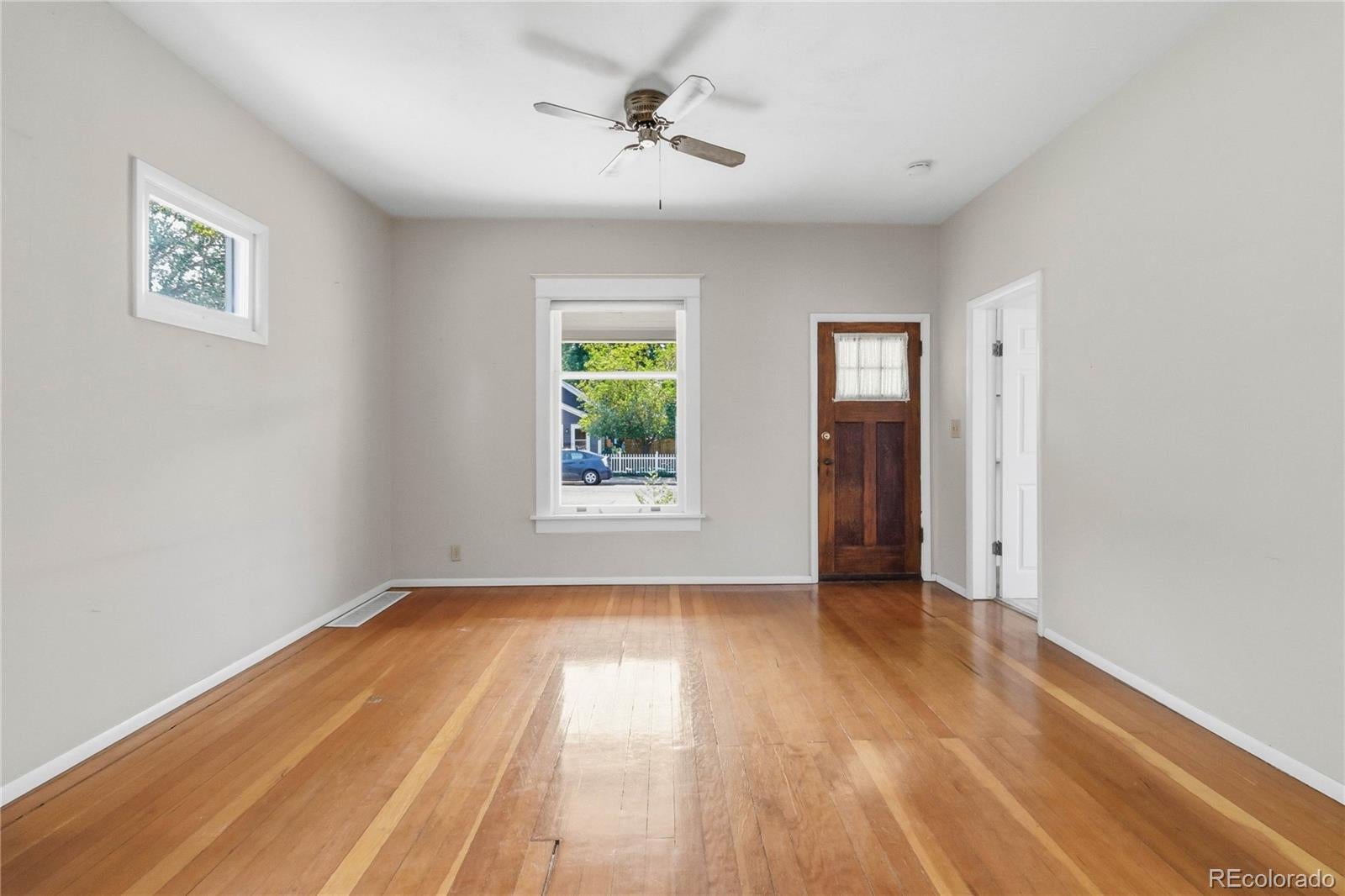 5622 Zephyr St, Arvada, CO 80002 photo