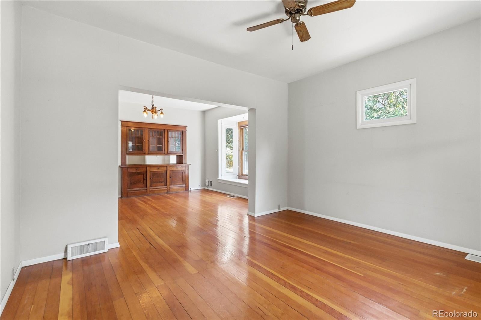 5622 Zephyr St, Arvada, CO 80002 photo