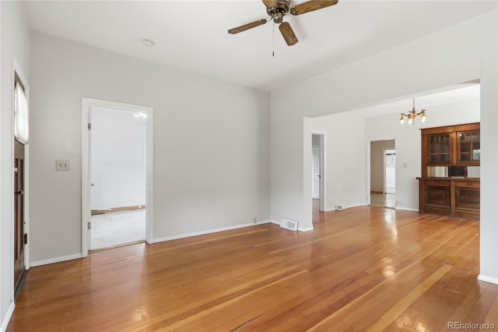 5622 Zephyr St, Arvada, CO 80002 photo