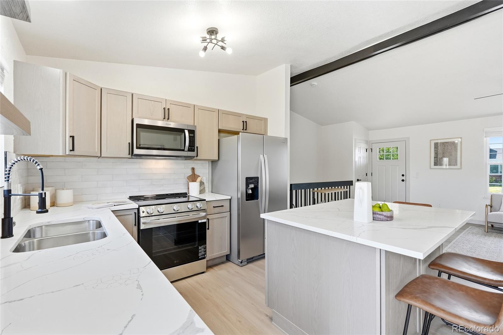18030 E Oxford Dr, Aurora, CO 80013 photo