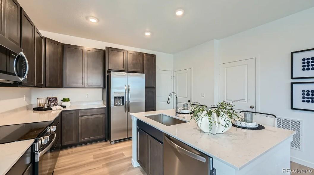 12571 Spotted Hawk St, Parker, CO 80134 photo
