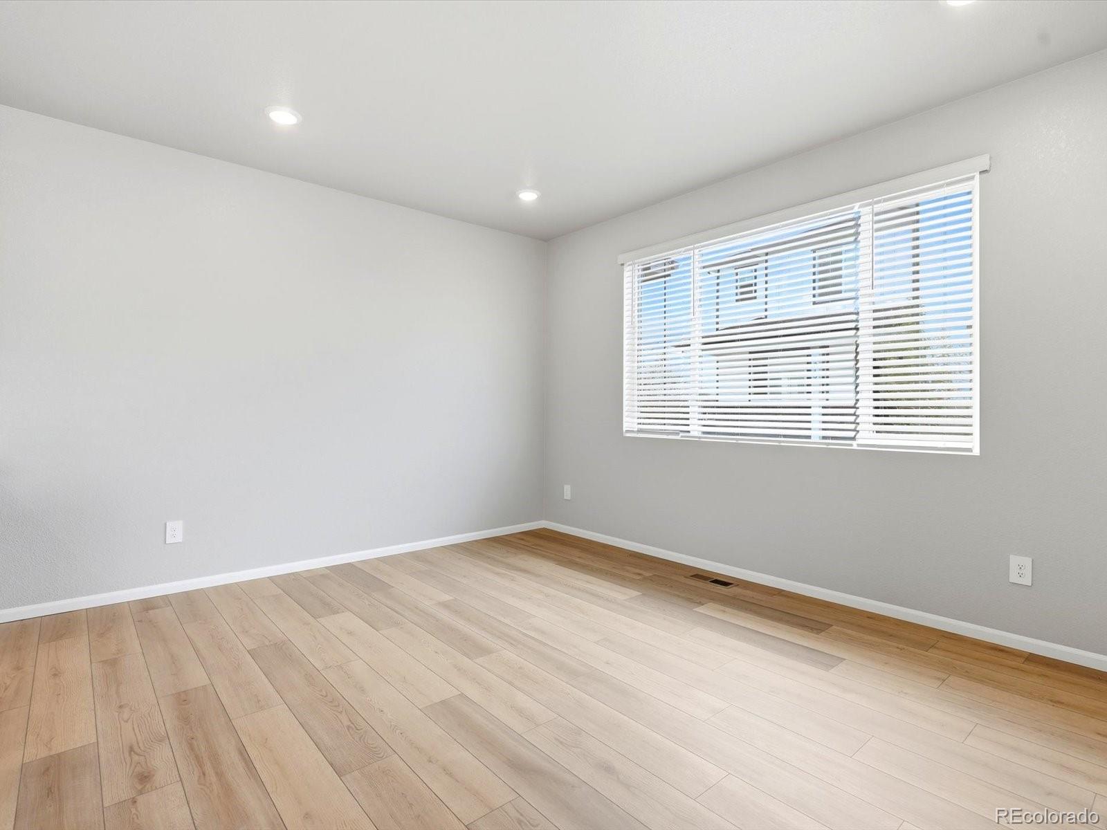 2197 E 164 Ave, Thornton, CO 80602 photo