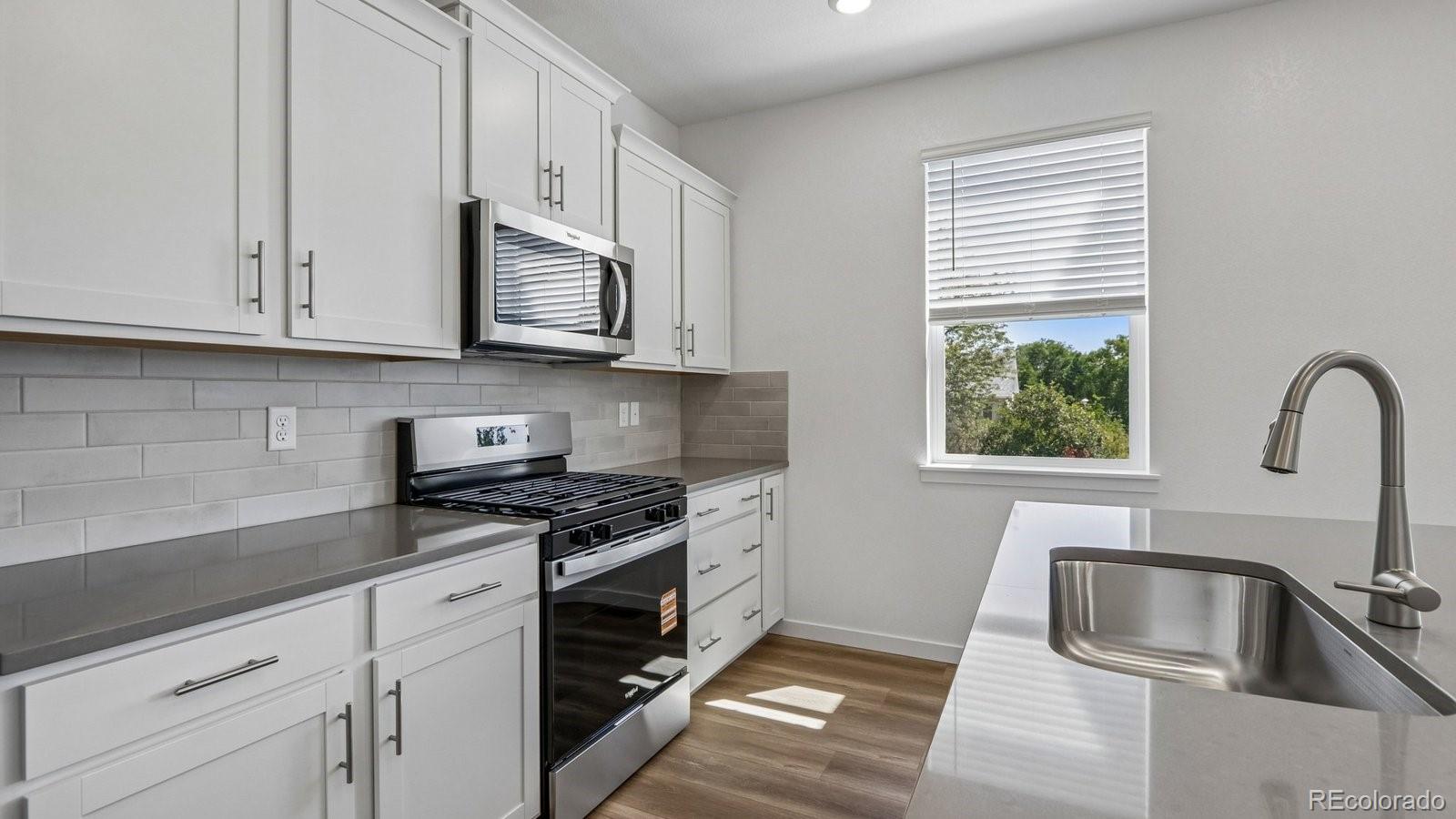 1251 Pinnacle Ave, Lochbuie, CO 80603 photo