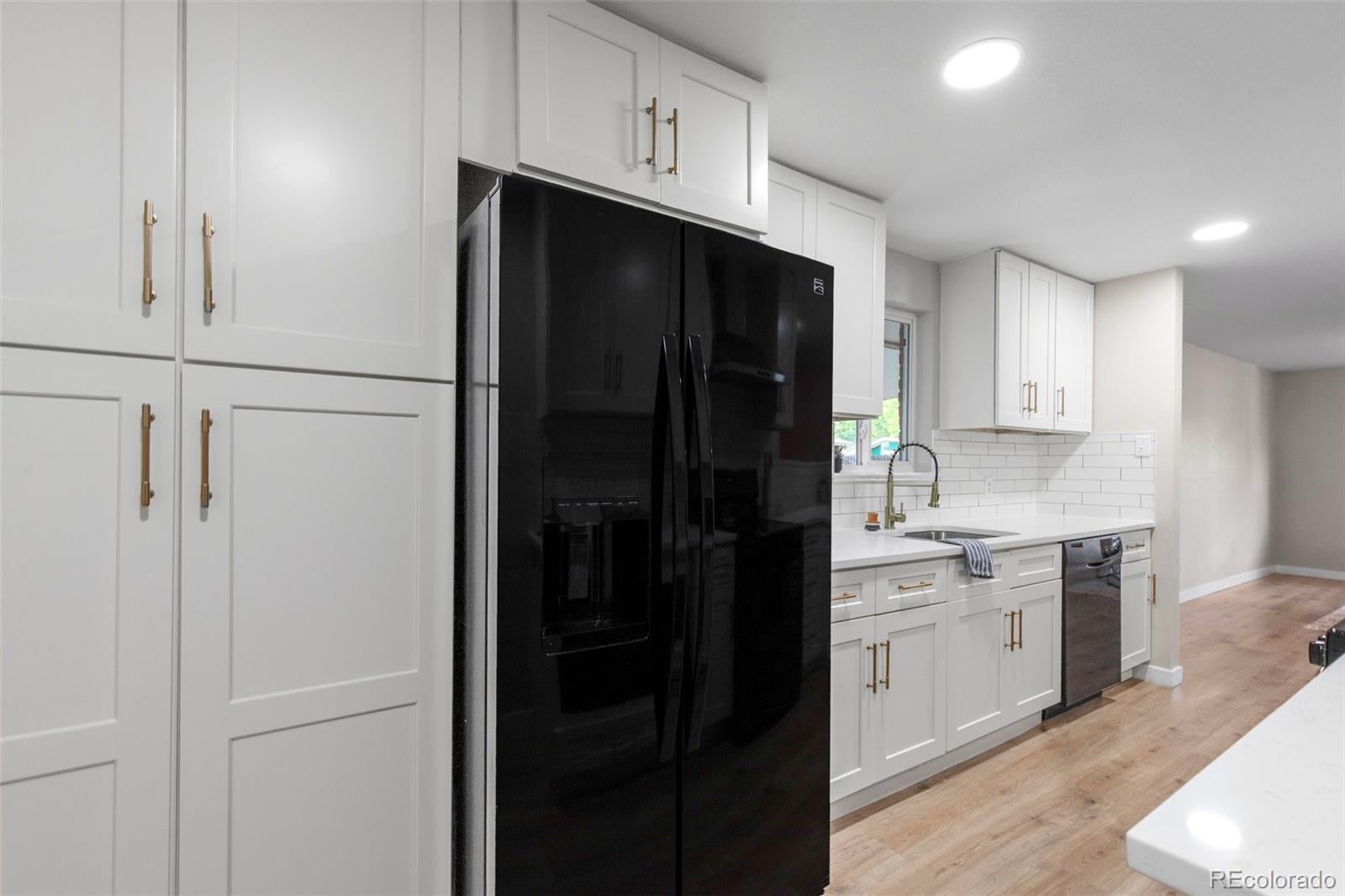 6087 Lewis St, Arvada, CO 80004 photo
