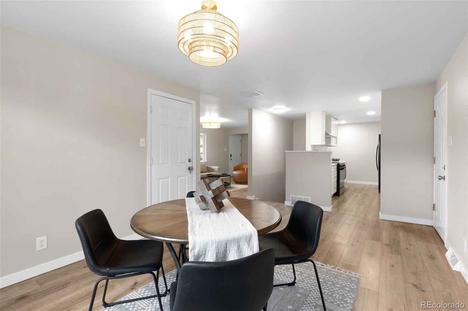 6087 Lewis St, Arvada, CO 80004 photo