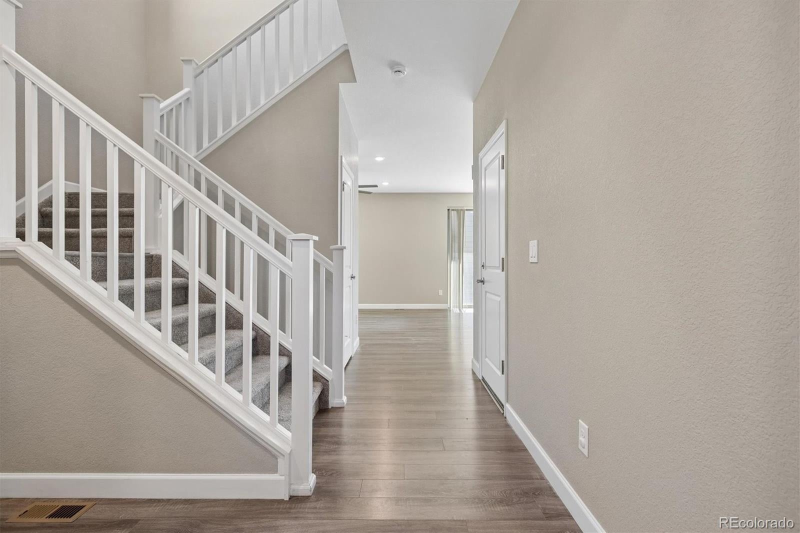 5905 Alton St, Denver, CO 80238 photo