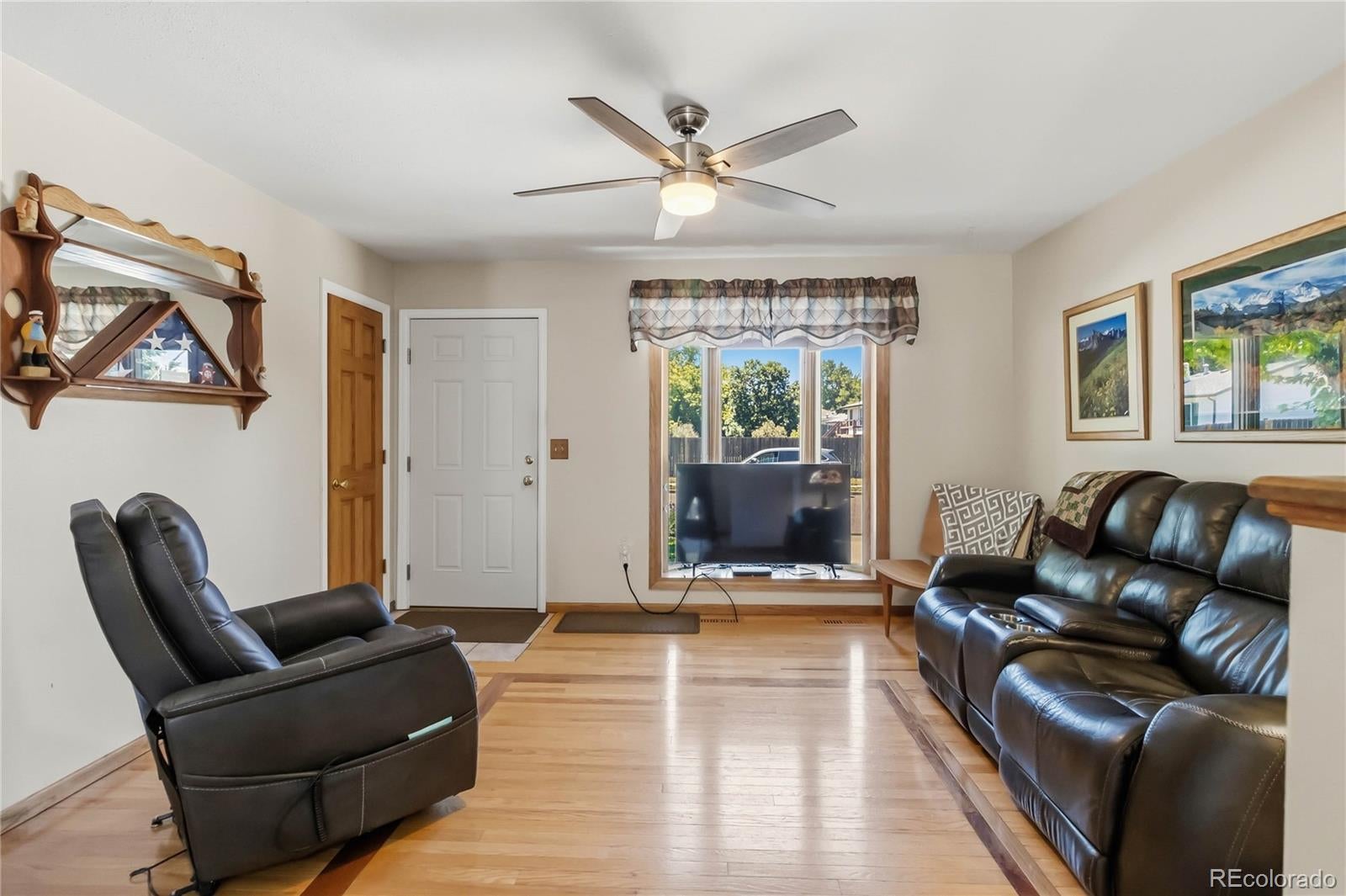 3276 S Hoyt Way, Denver, CO 80227 photo