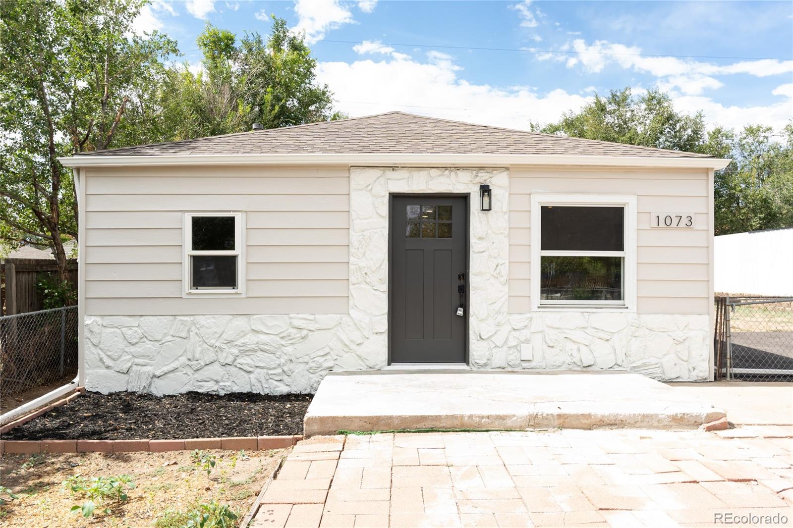 1073 S Raleigh St, Denver, CO 80219 photo