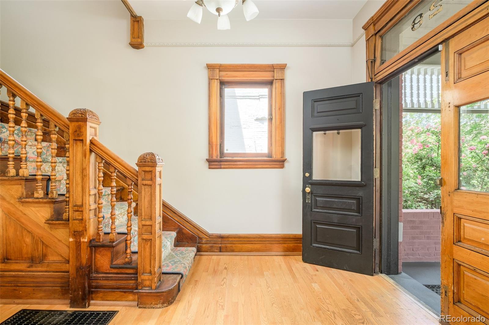 1629 N Ogden St, Denver, CO 80218 photo