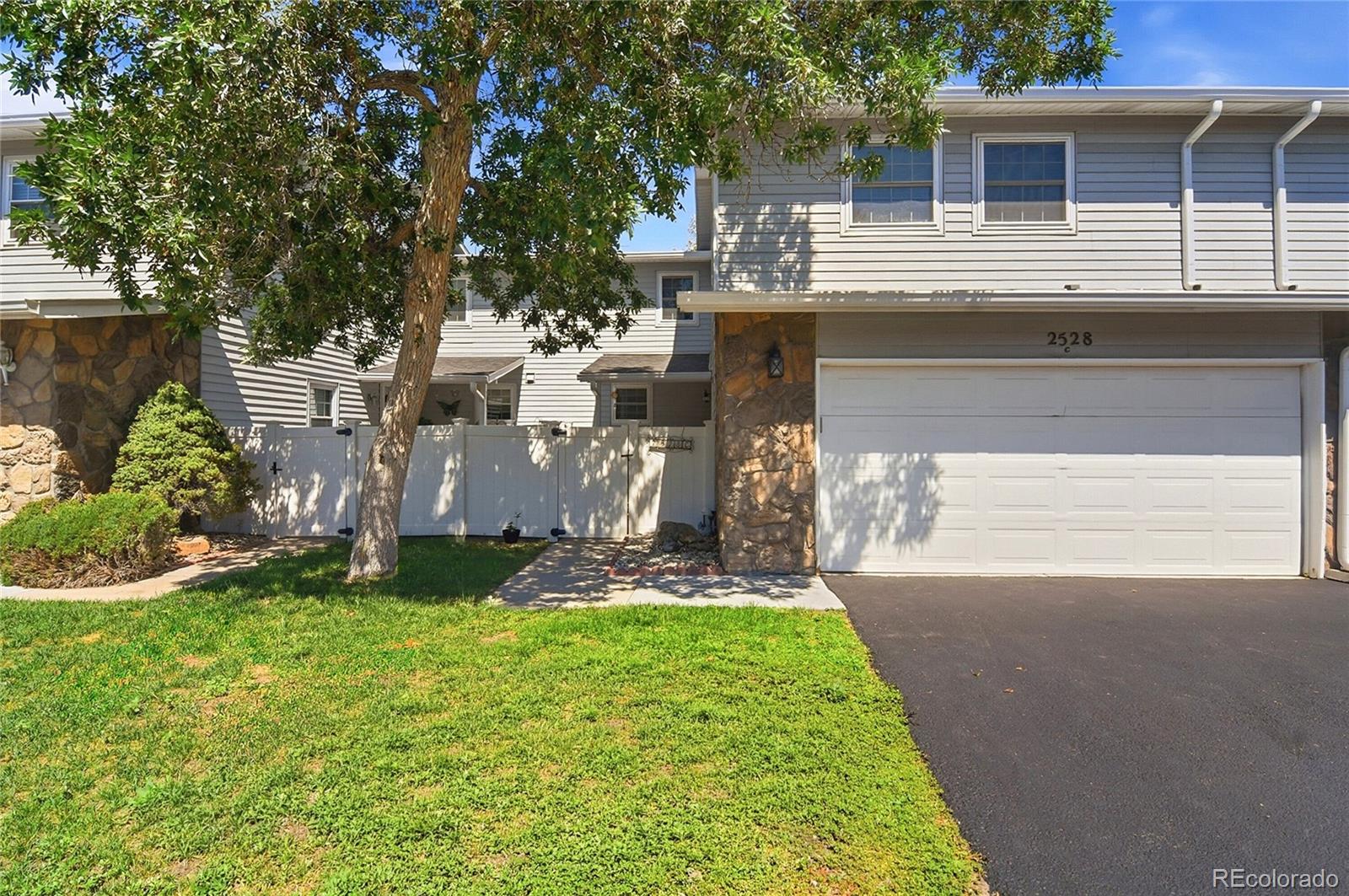 2528 S Vaughn Way #C, Aurora, CO 80014 photo