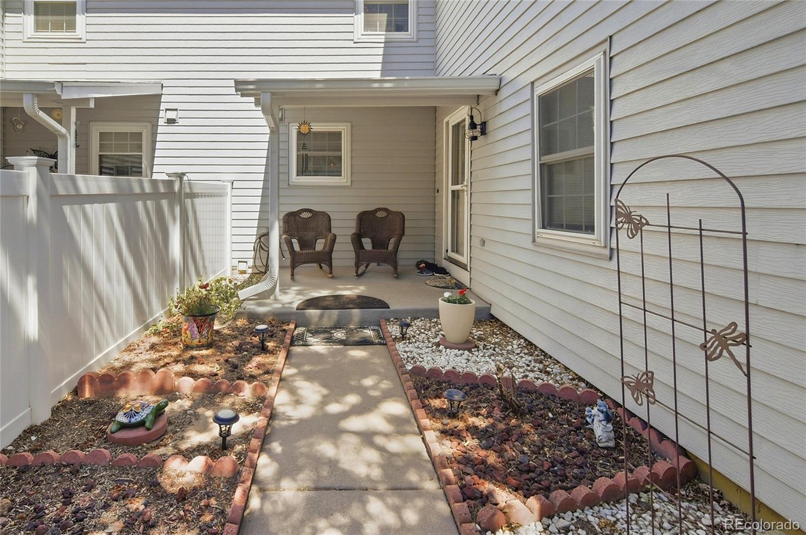 2528 S Vaughn Way #C, Aurora, CO 80014 photo