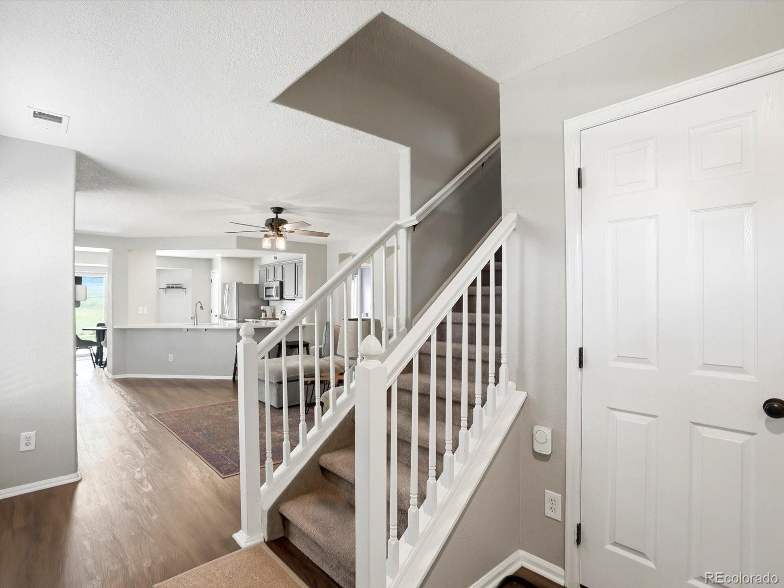 9669 Marmot Ridge Cir, Littleton, CO 80125 photo