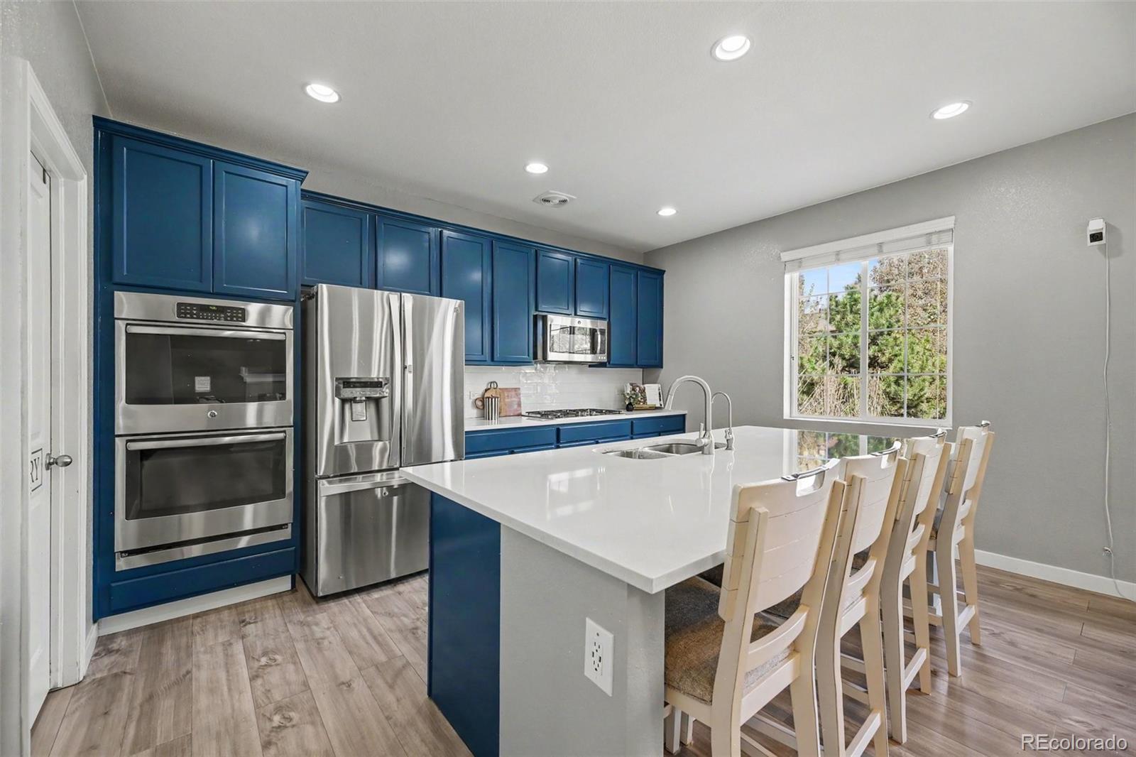 10934 Pitkin St, Commerce City, CO 80022 photo