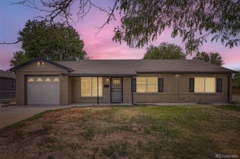 Single Family Residence in Aurora CO 899 Troy Street.jpg