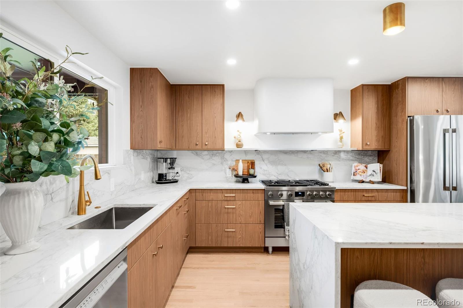 3253 S Columbine St, Denver, CO 80210 photo