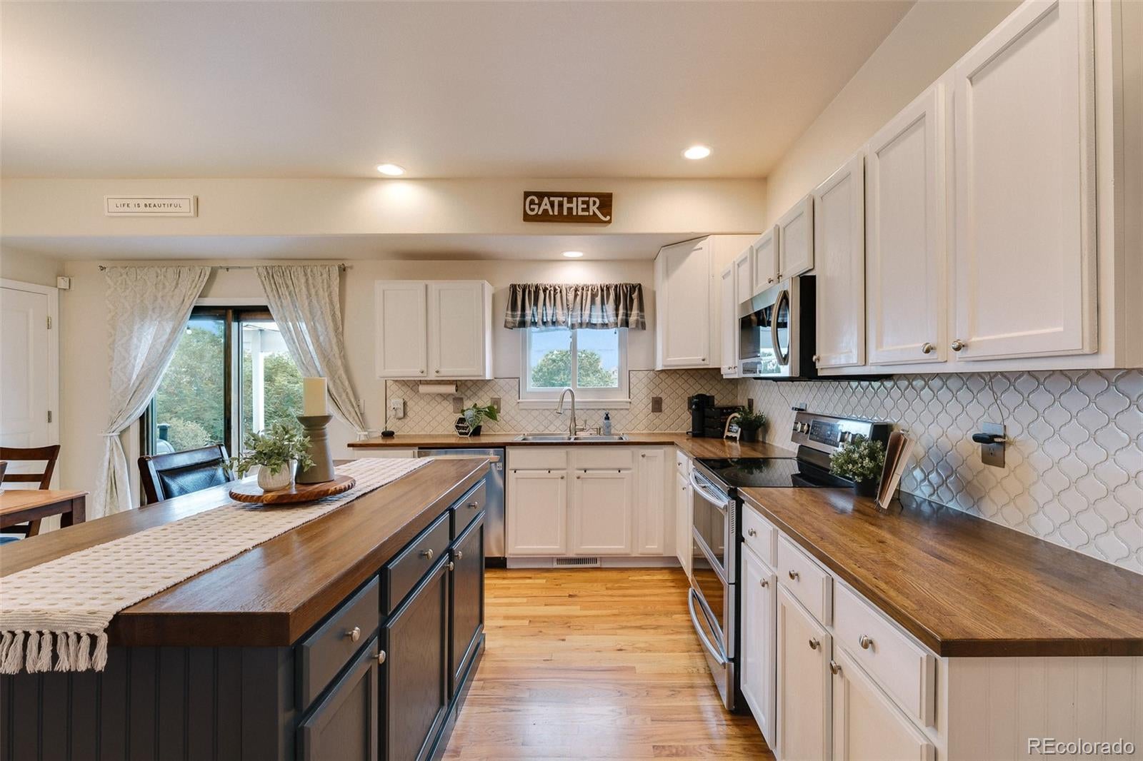 9509 Bur Oak Ln, Colorado Springs, CO 80925 photo