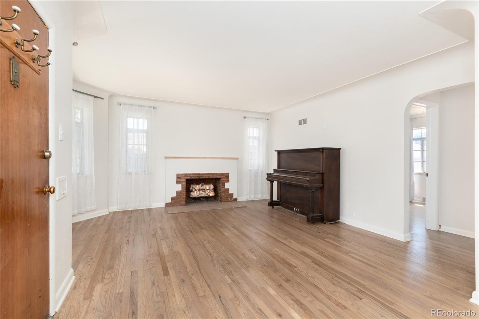1453 Zenobia St, Denver, CO 80204 photo