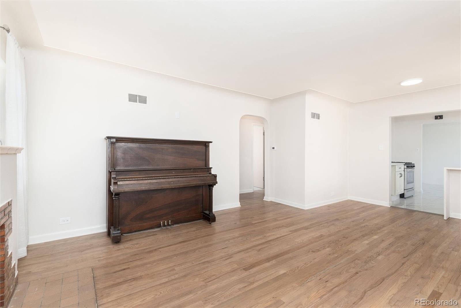 1453 Zenobia St, Denver, CO 80204 photo