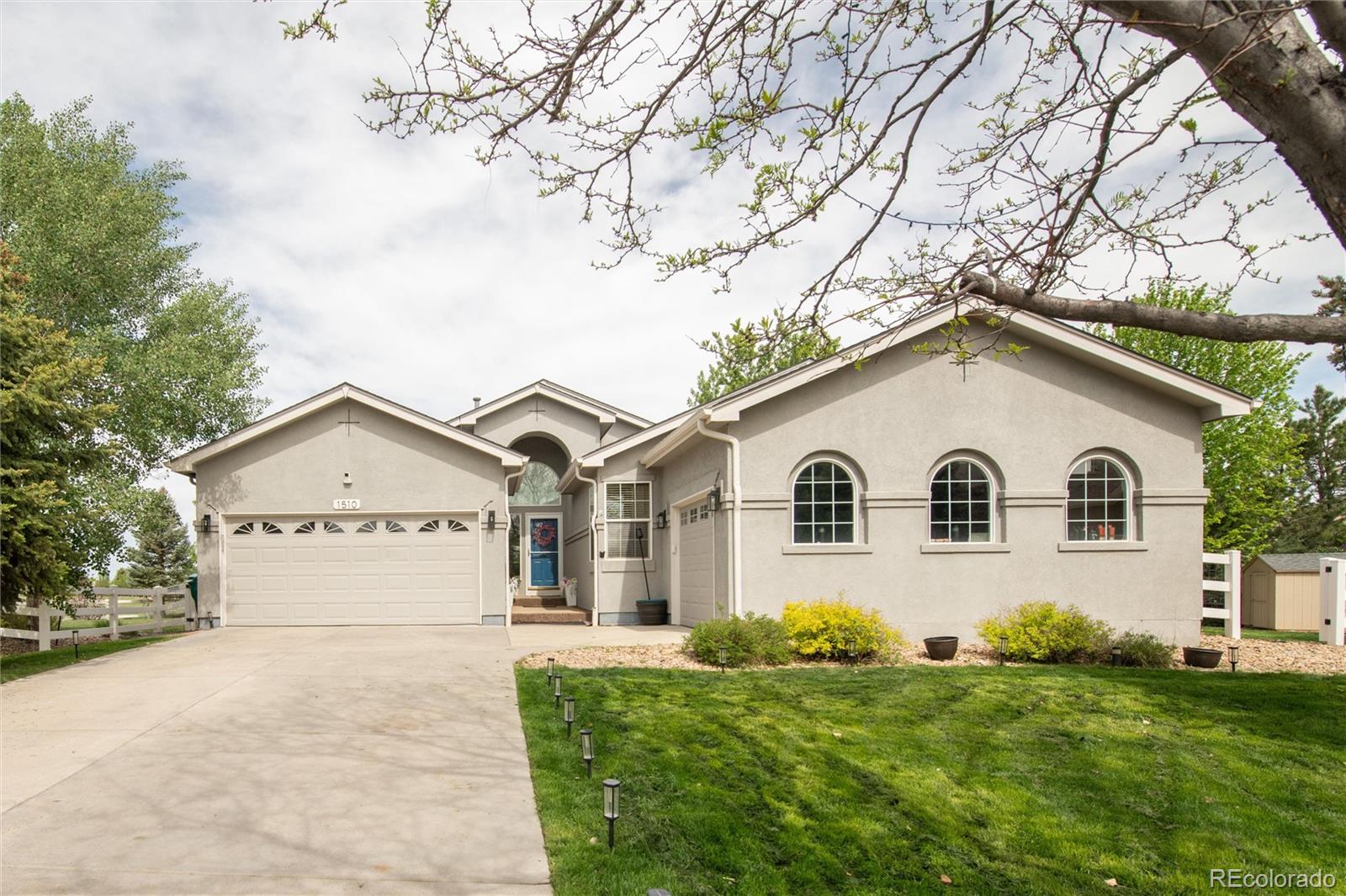 1510 S De Gaulle Cir, Aurora, CO 80018 photo