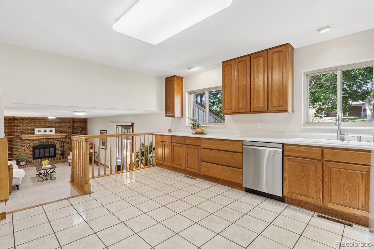 1967 S Deframe St, Lakewood, CO 80228 photo