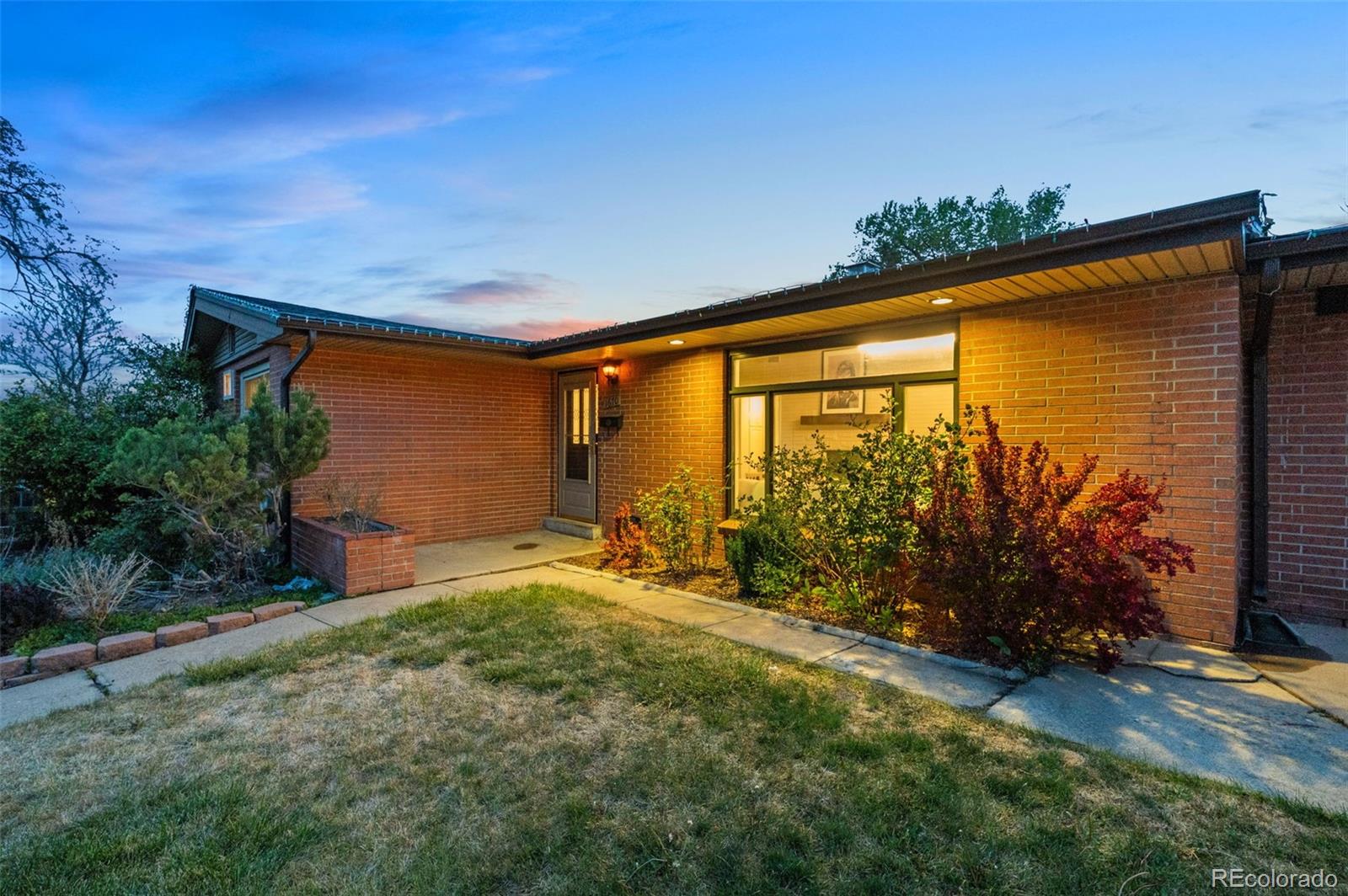 1670 Zenobia St, Denver, CO 80204 photo